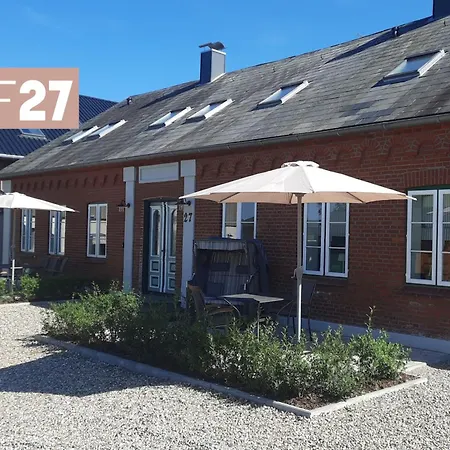 Apartament Haff 27 *